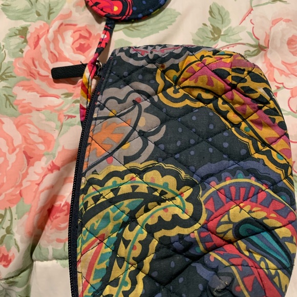 Vera Bradley coin purse with attached mirror that goes in side pocket - Picture 2 of 3